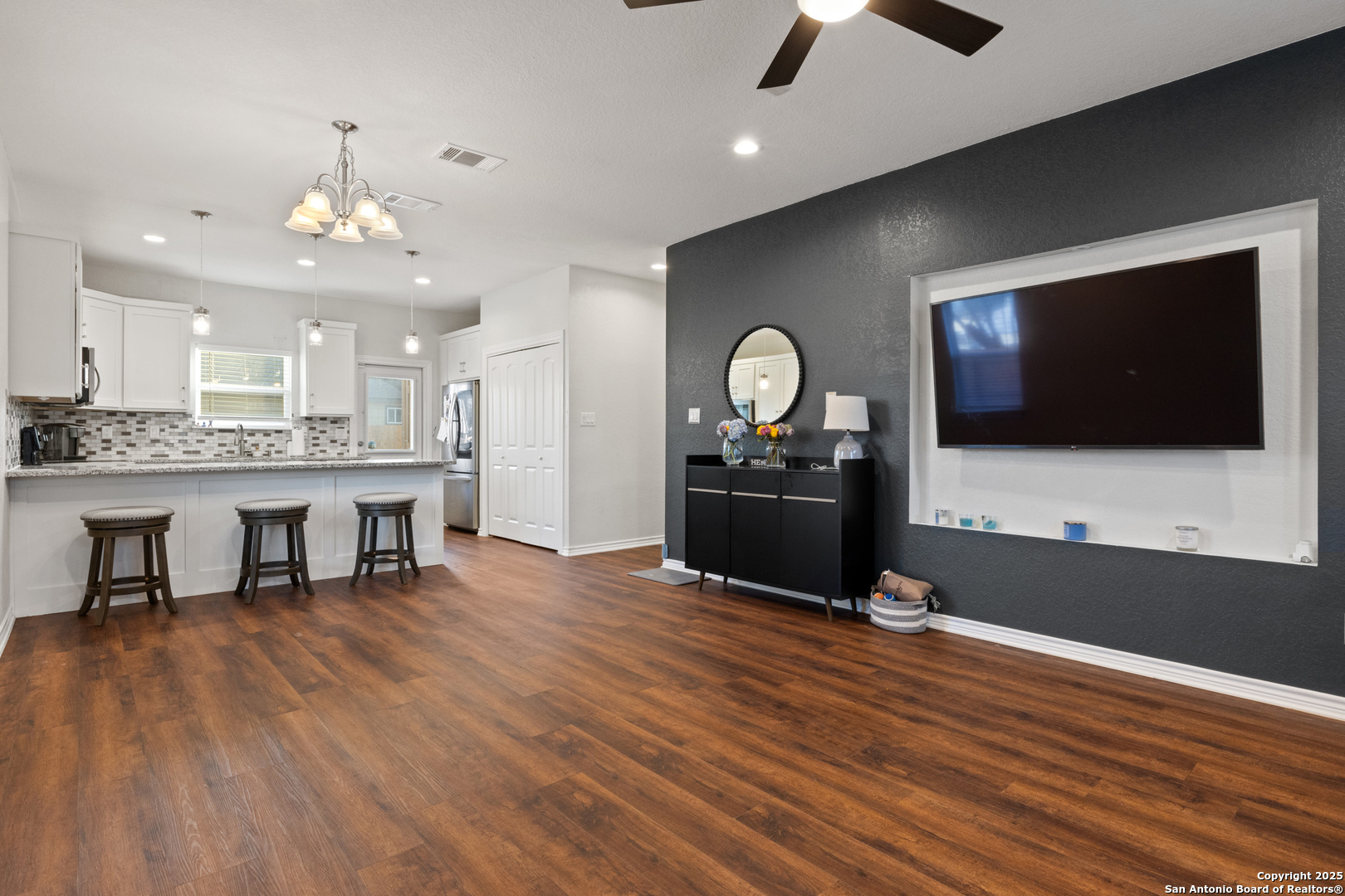 526 Groff Ave