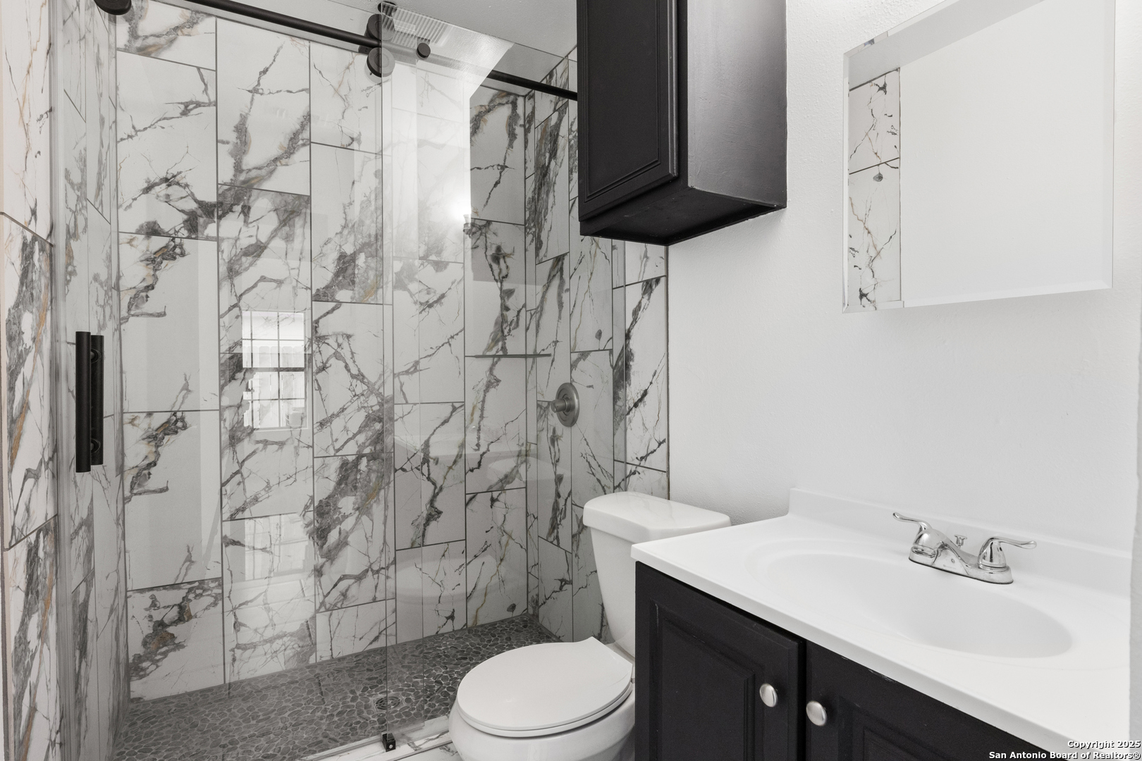 1131 W Hermosa