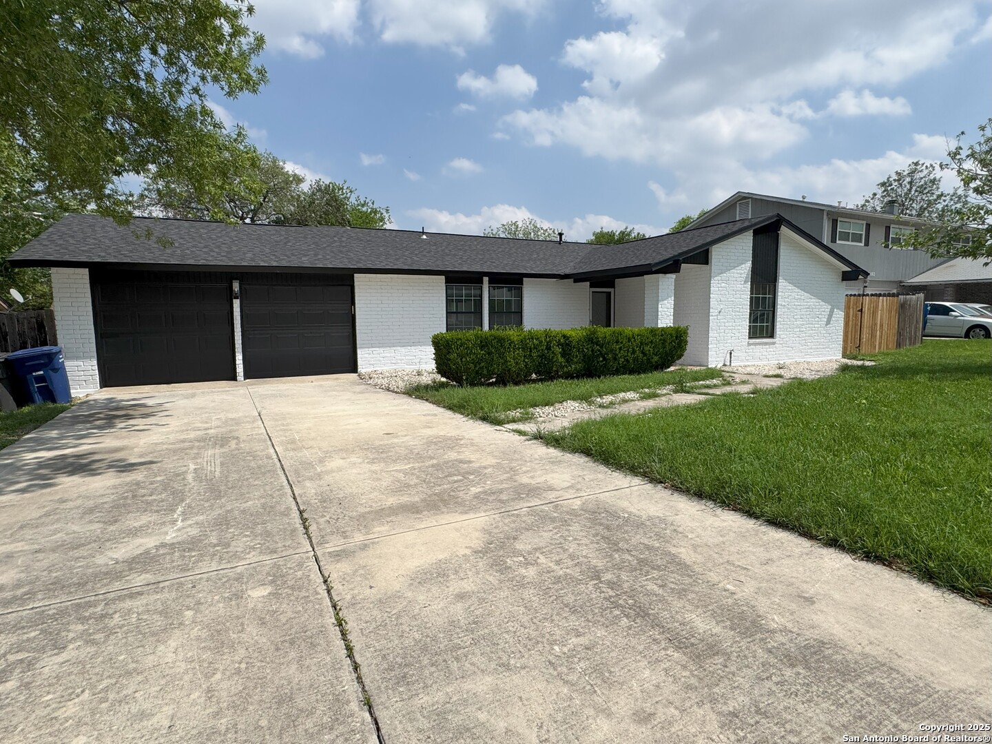 2410 Townbreeze
