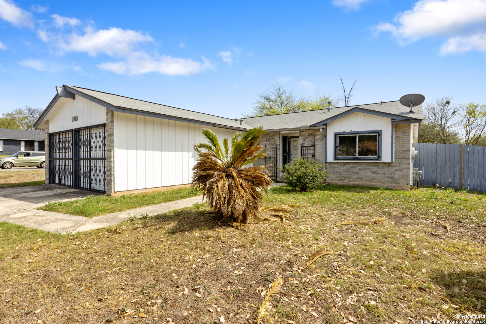5102 Ivanhoe