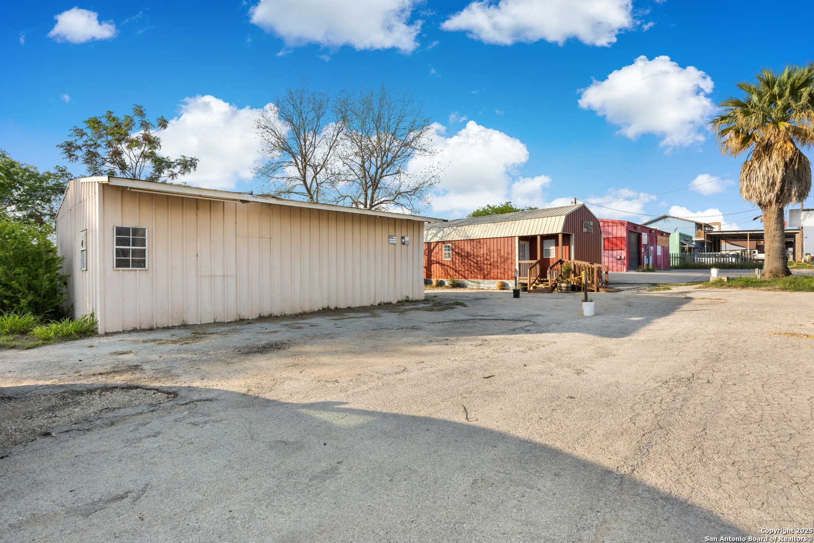 1835 state highway 132