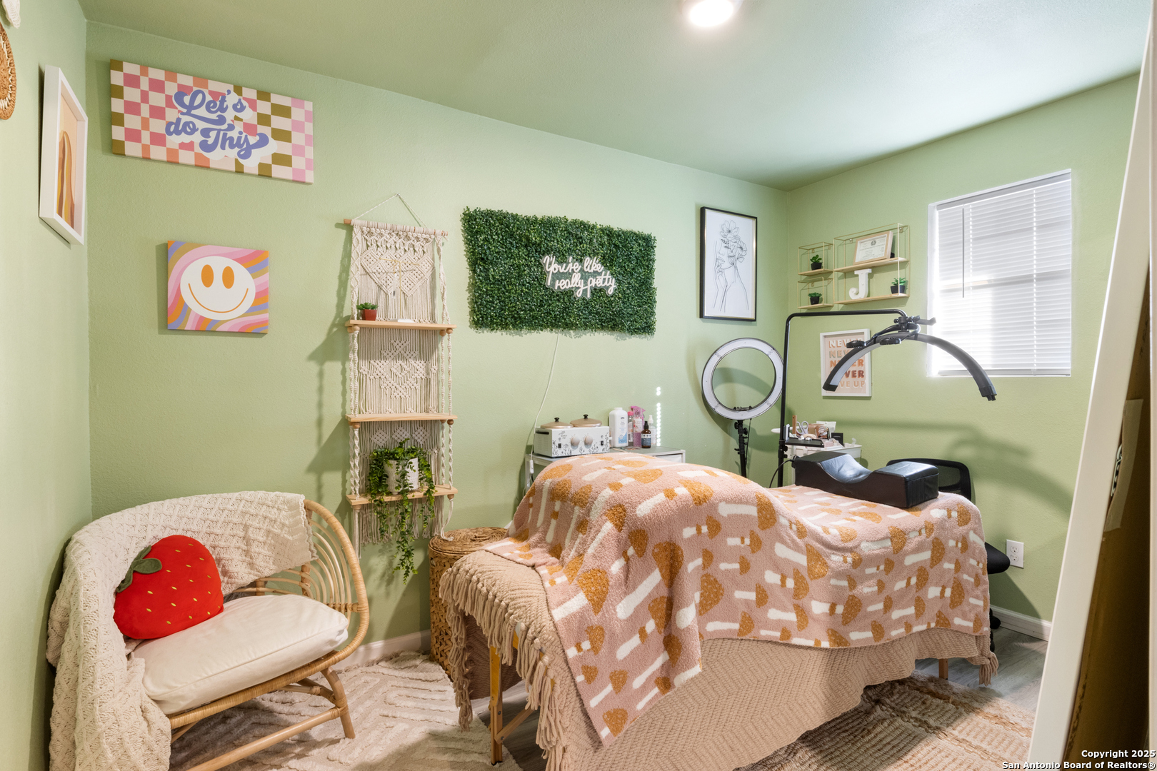 1835 state highway 132