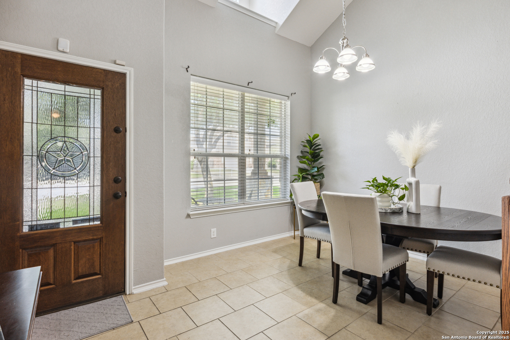 13508 Ashmont