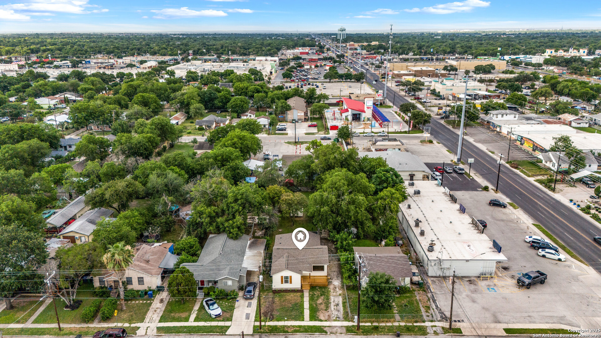 114 E Mayfield