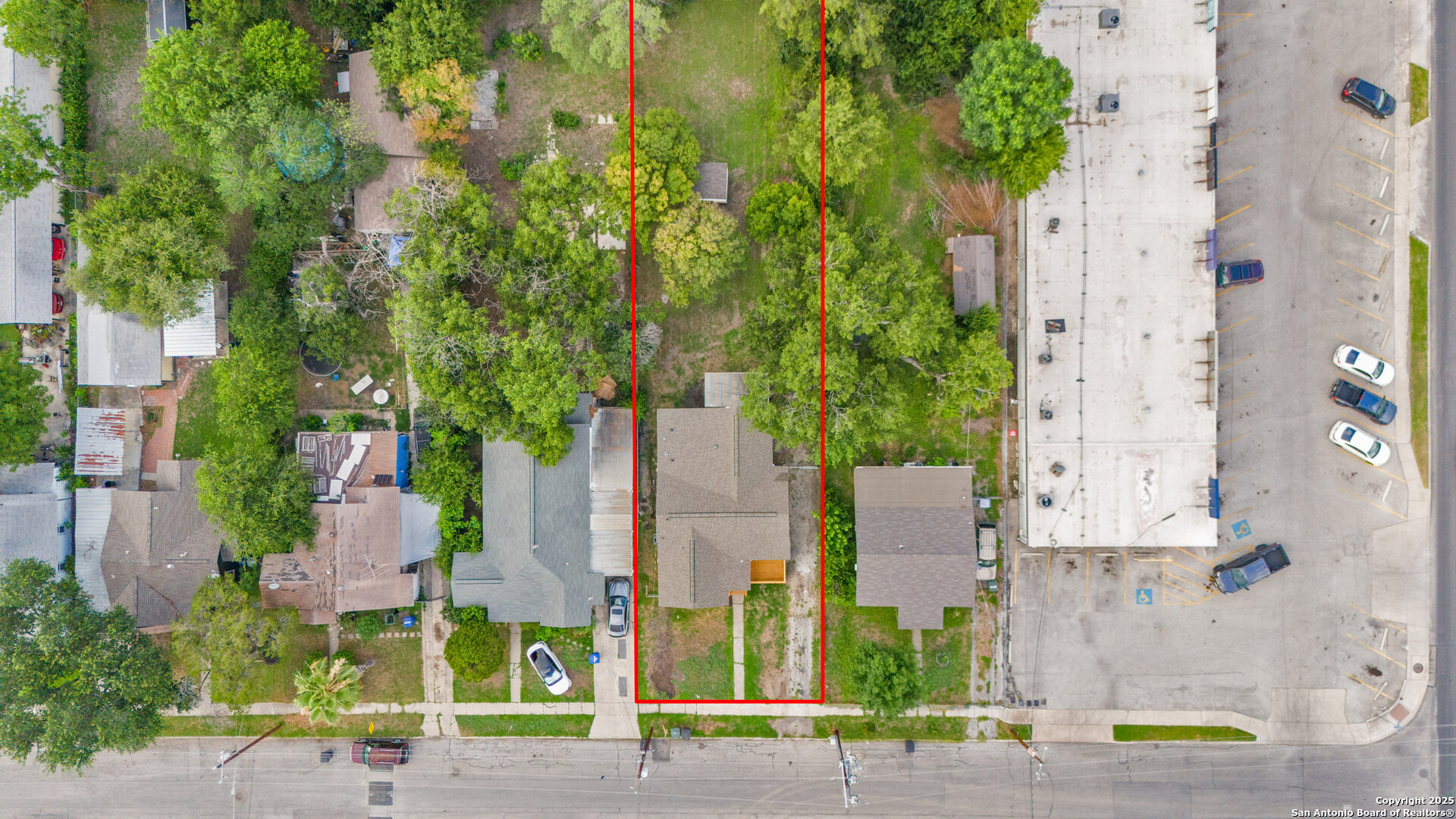 114 E Mayfield