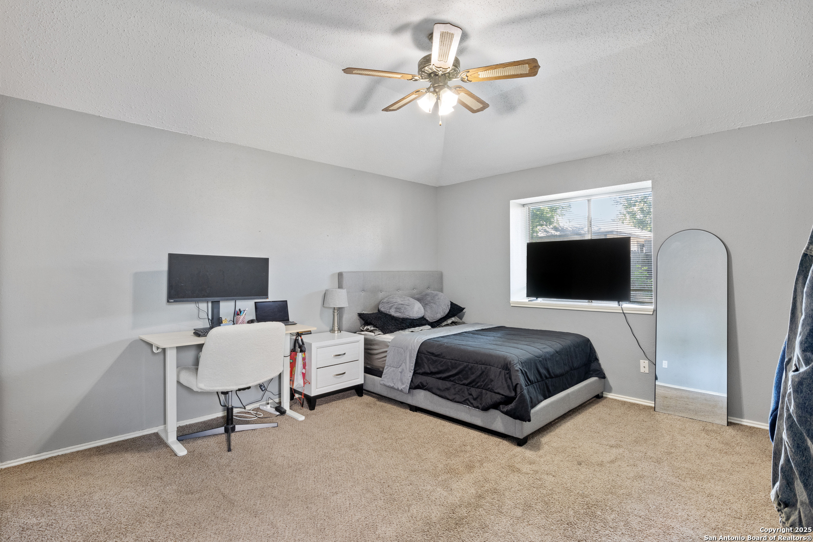 11351 olney