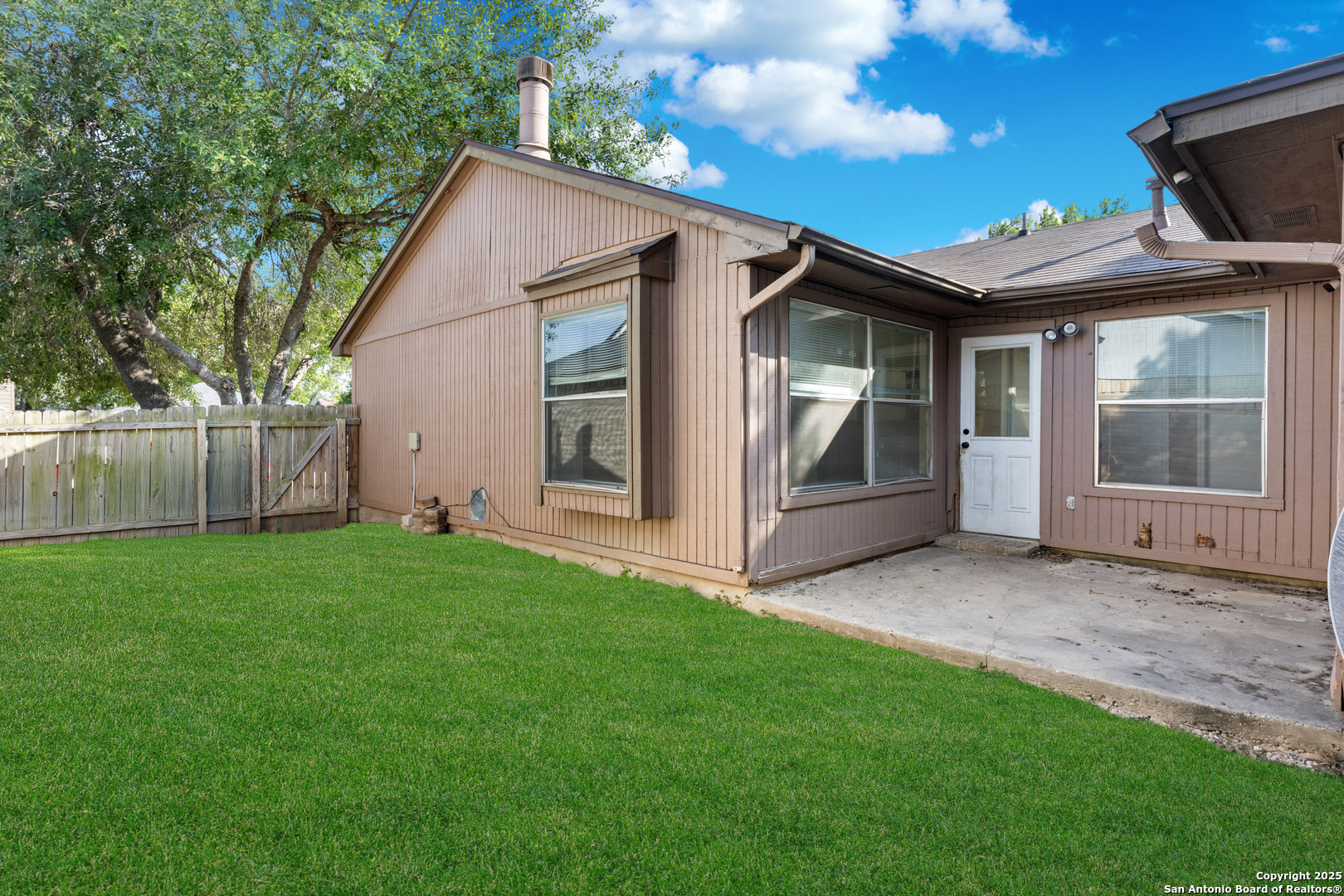 11351 olney