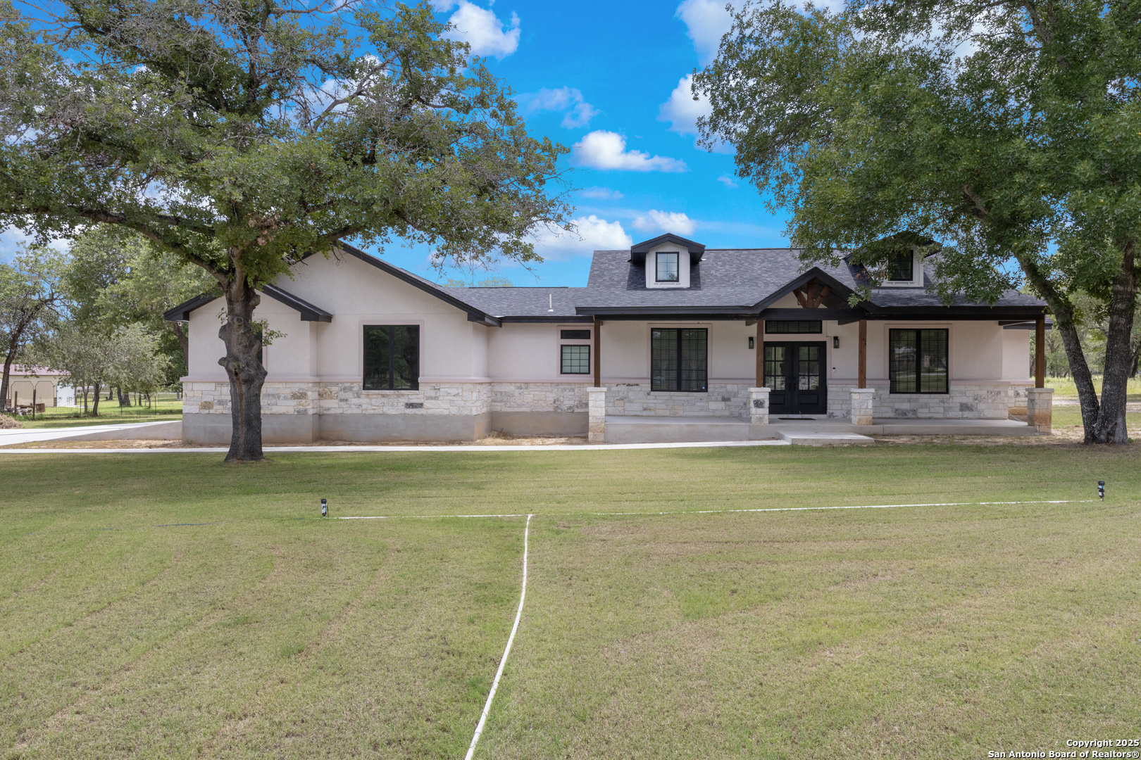 137 County Road 6876