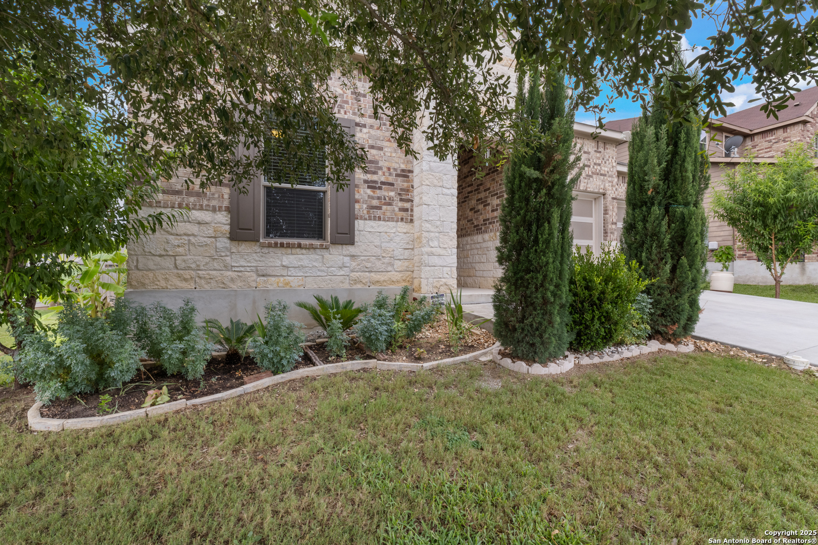 3343 Uresti
