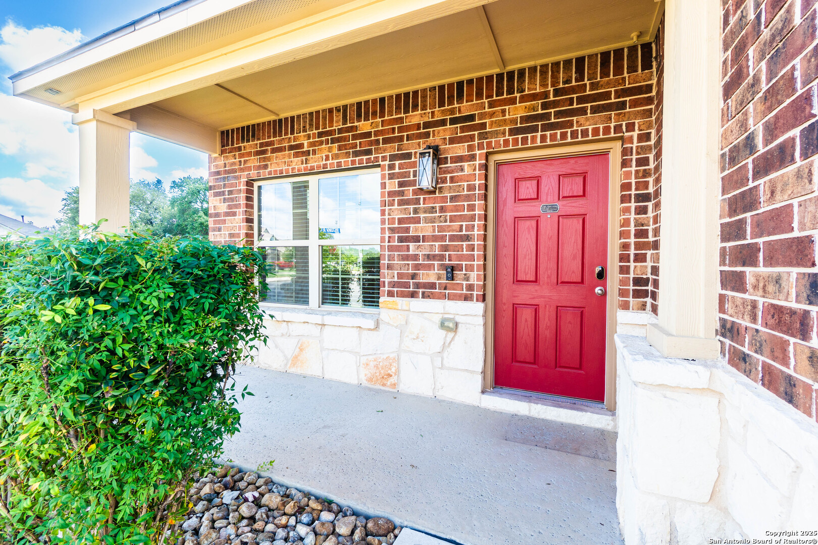 1202 Petunia Bluff
