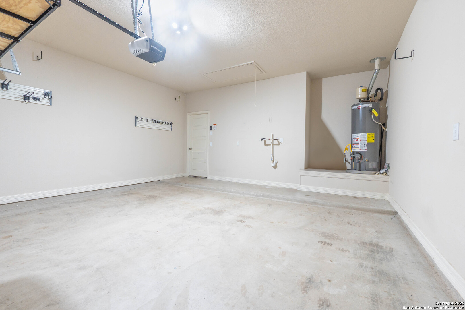 1202 Petunia Bluff