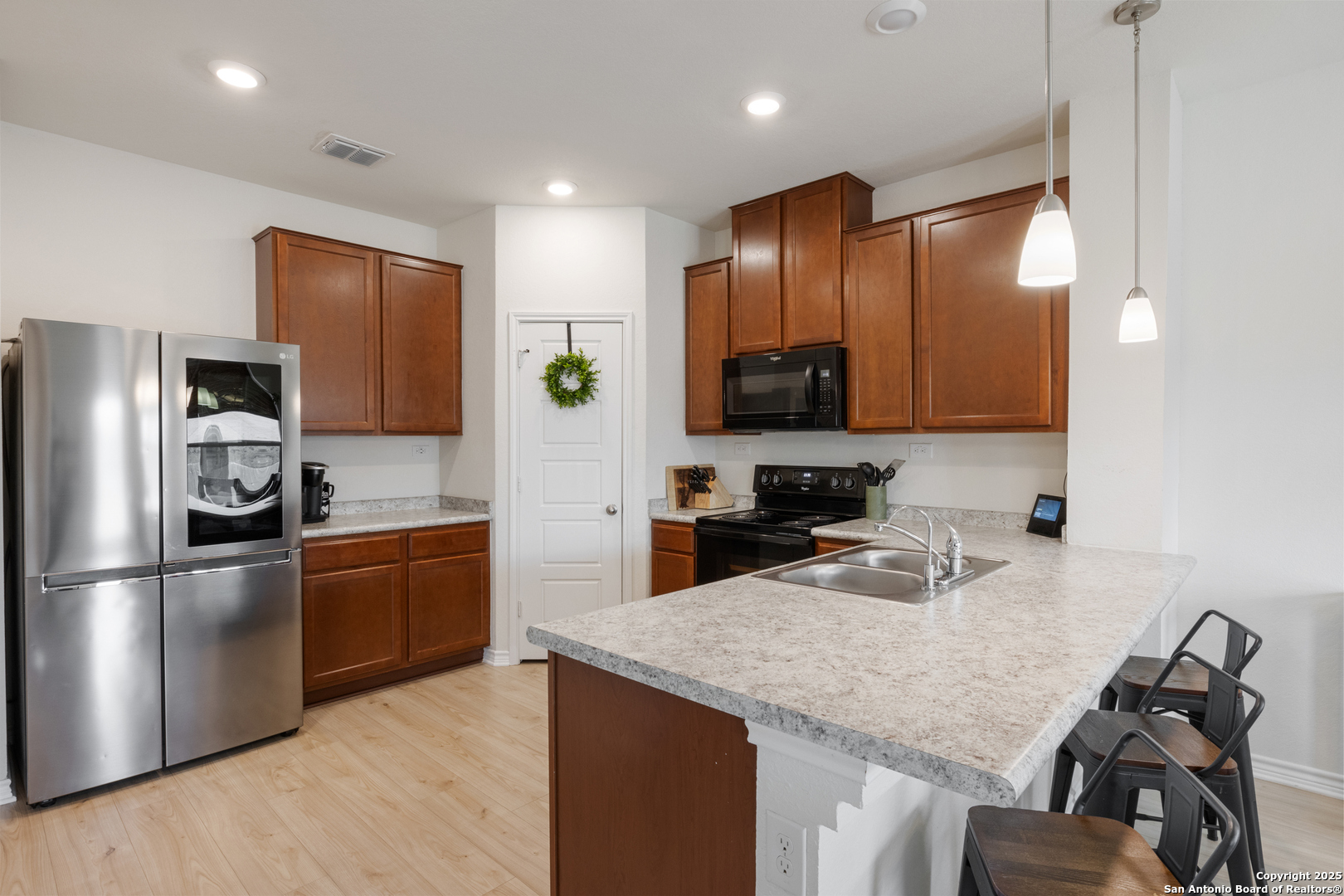 8443 Fortuna Valley