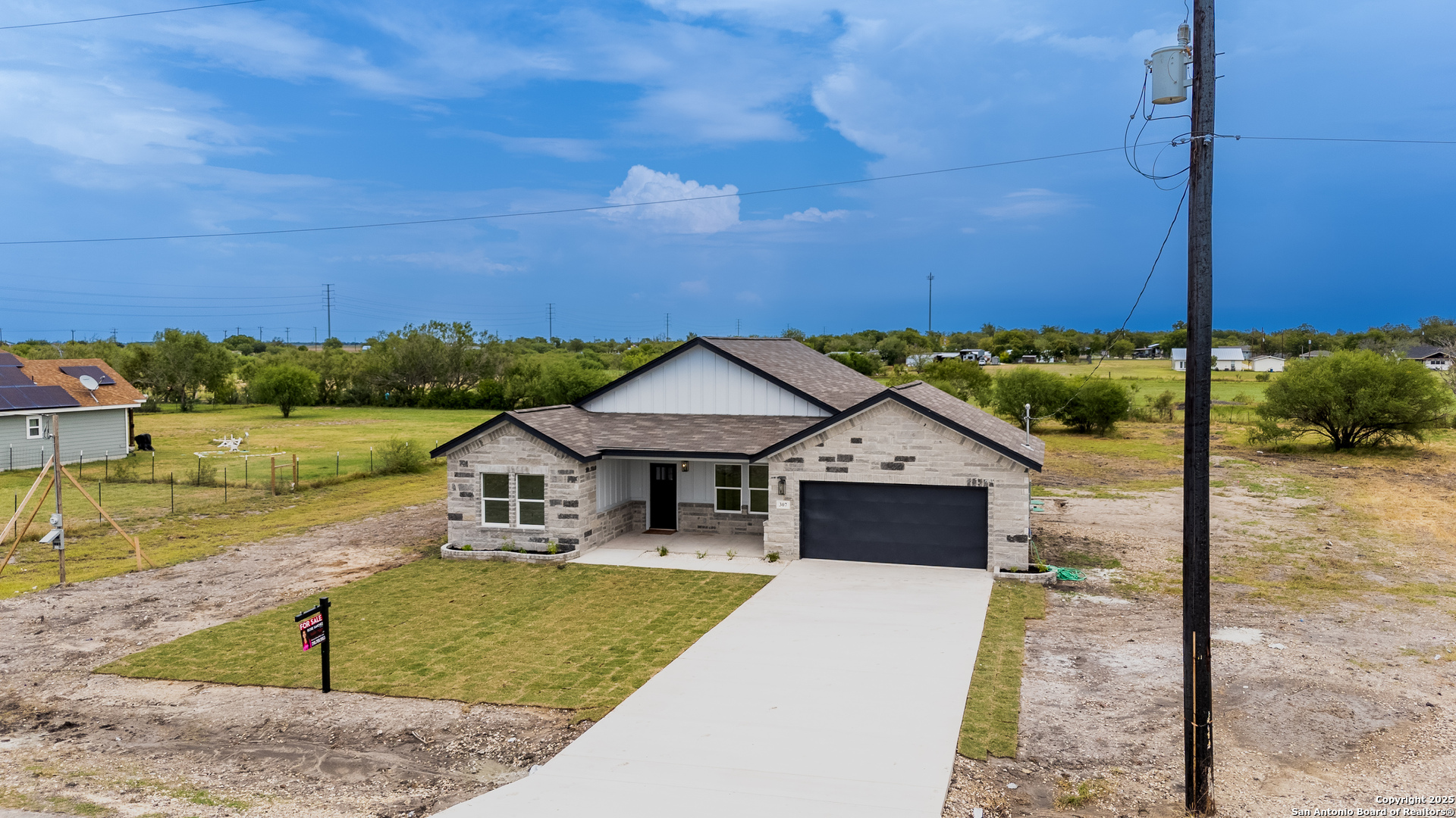 307 Ranchero Way