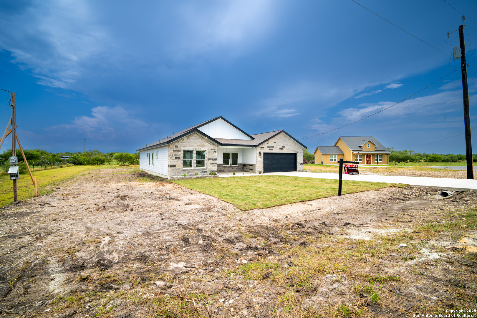 307 Ranchero Way