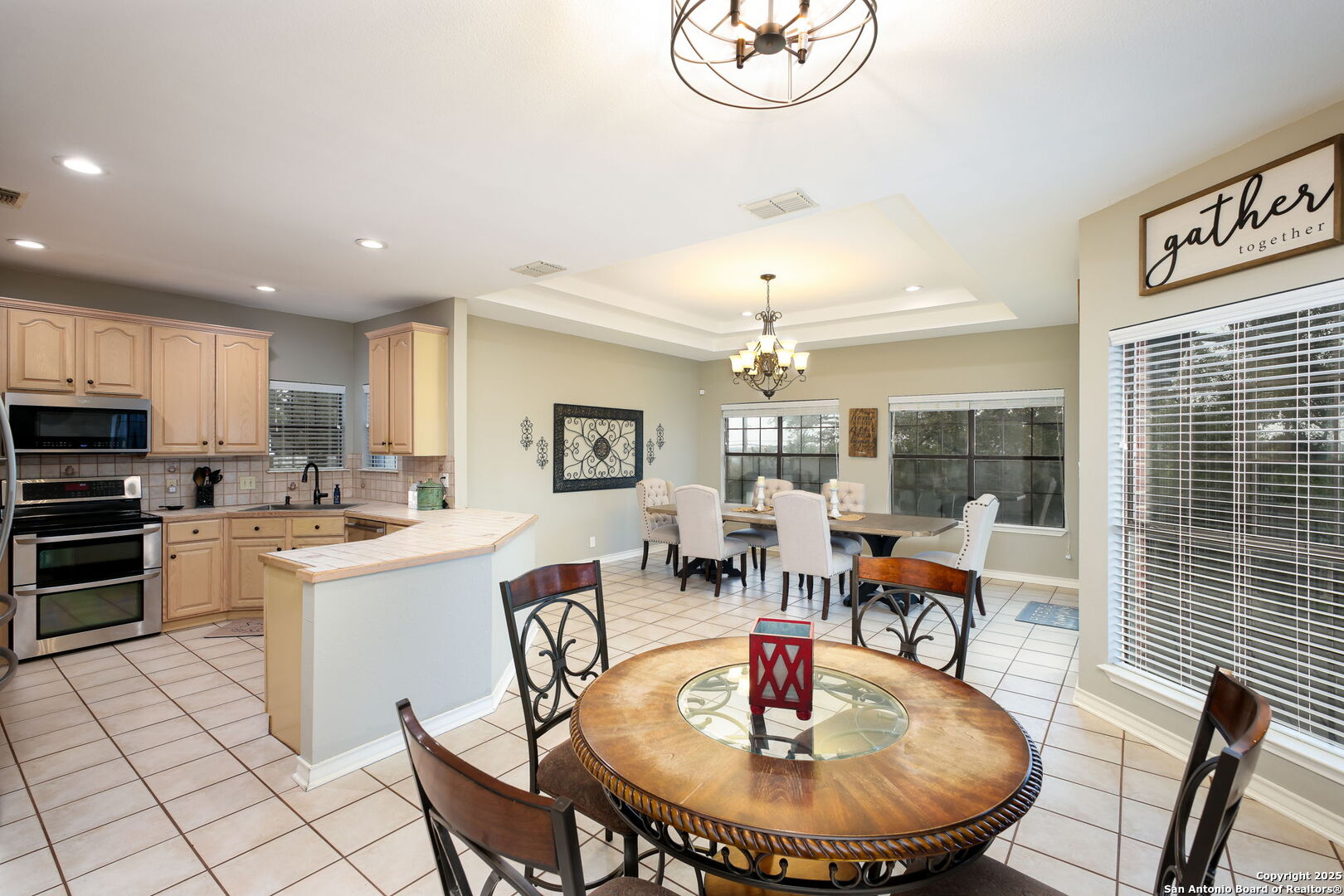 256 DEER CROSS LN