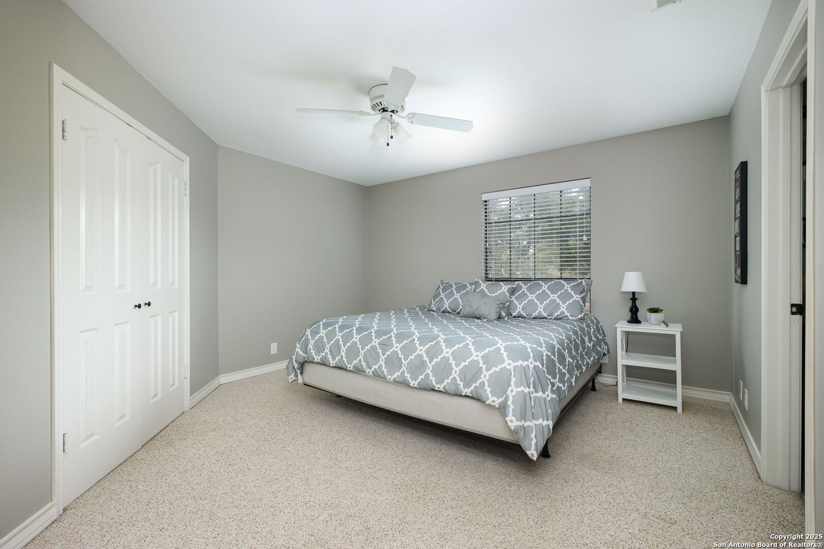 256 DEER CROSS LN