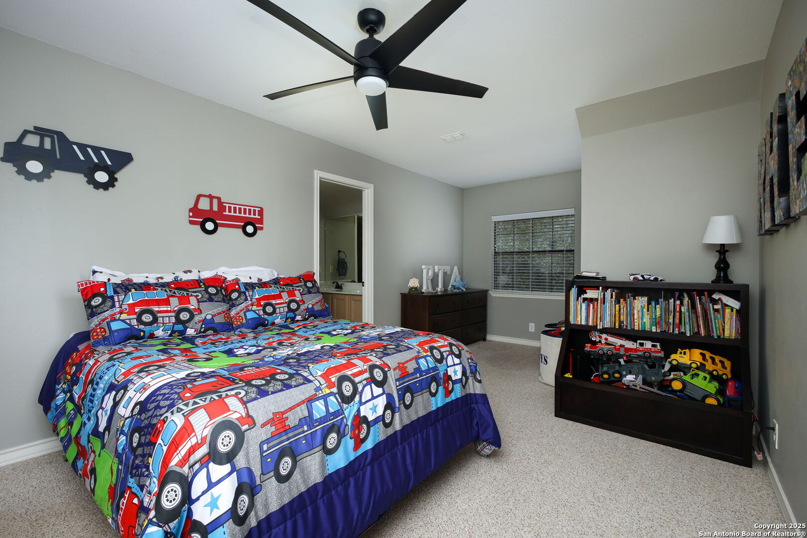 256 DEER CROSS LN