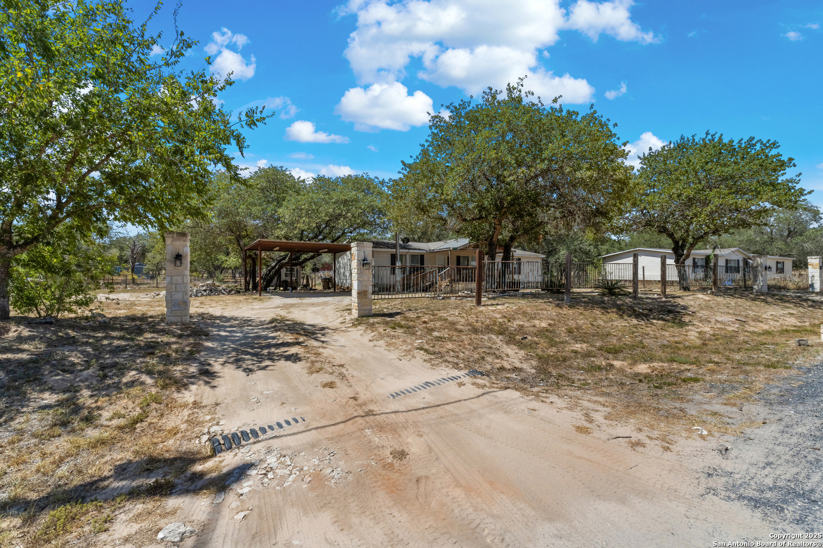 4518 Waterline Rd