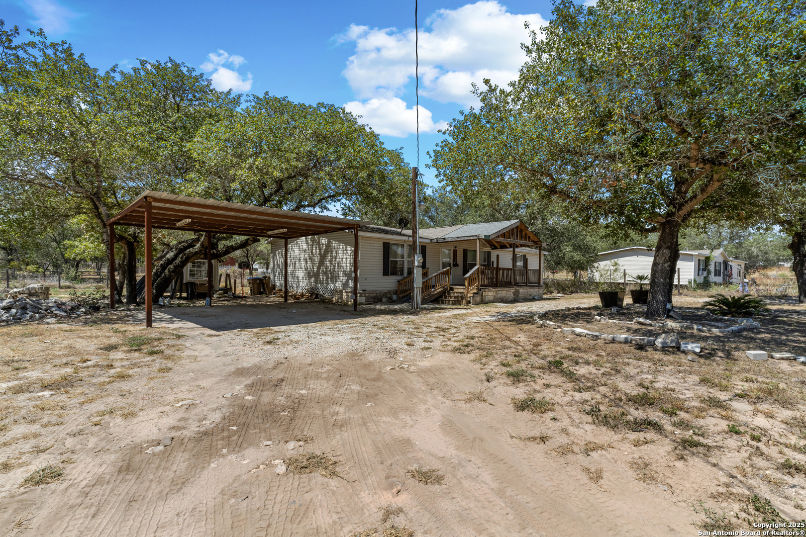 4518 Waterline Rd