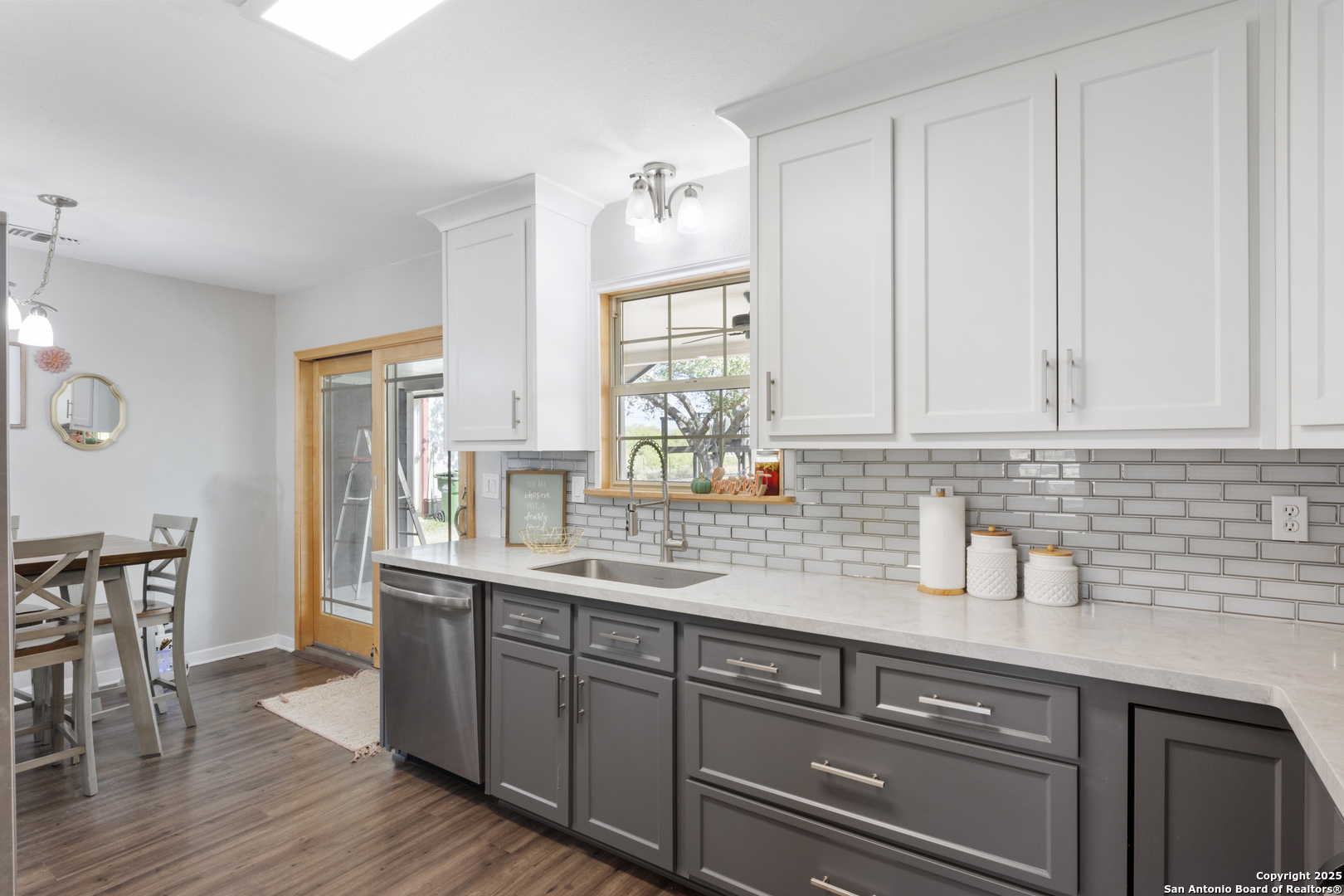 8773 New Sulphur Springs