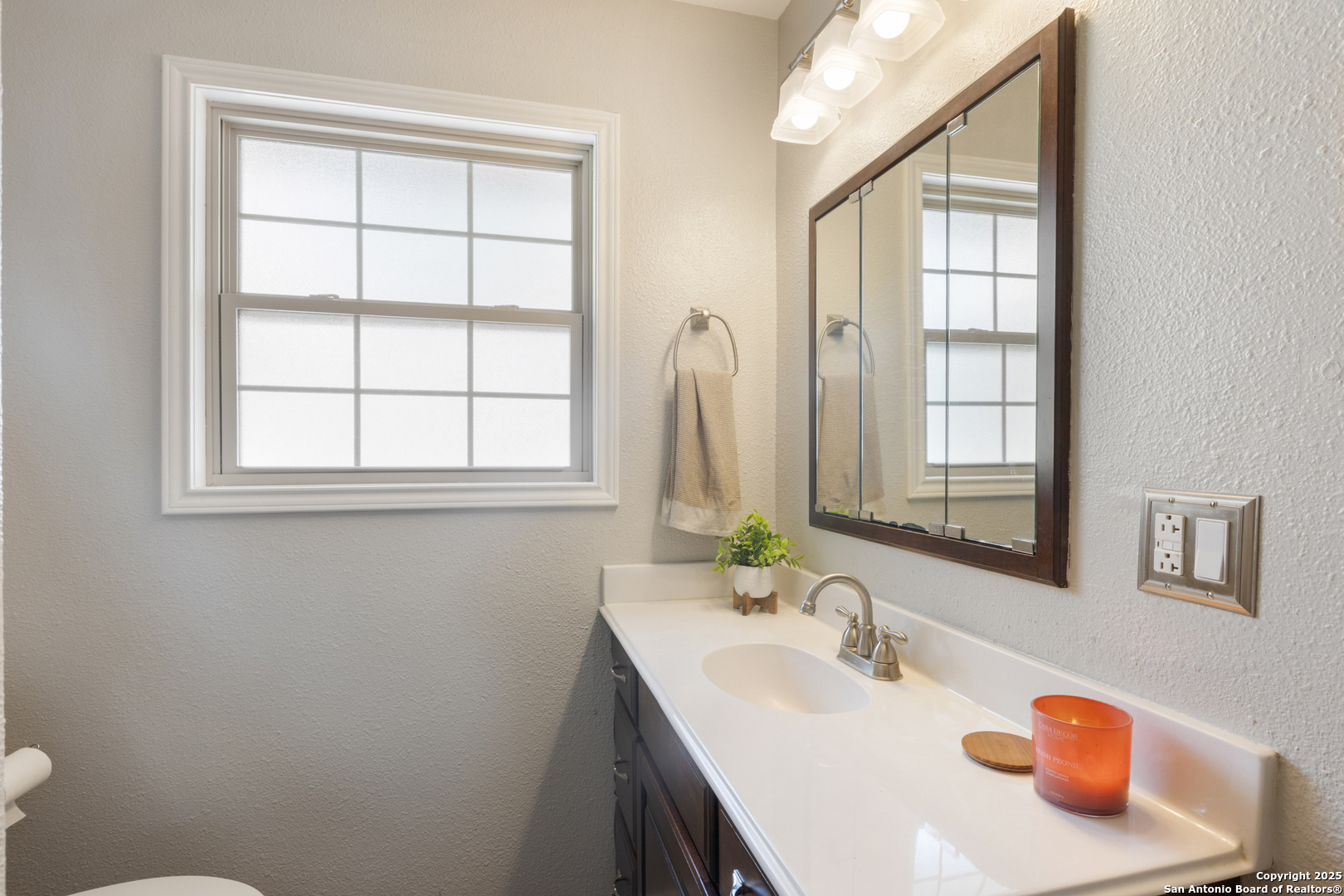 8773 New Sulphur Springs