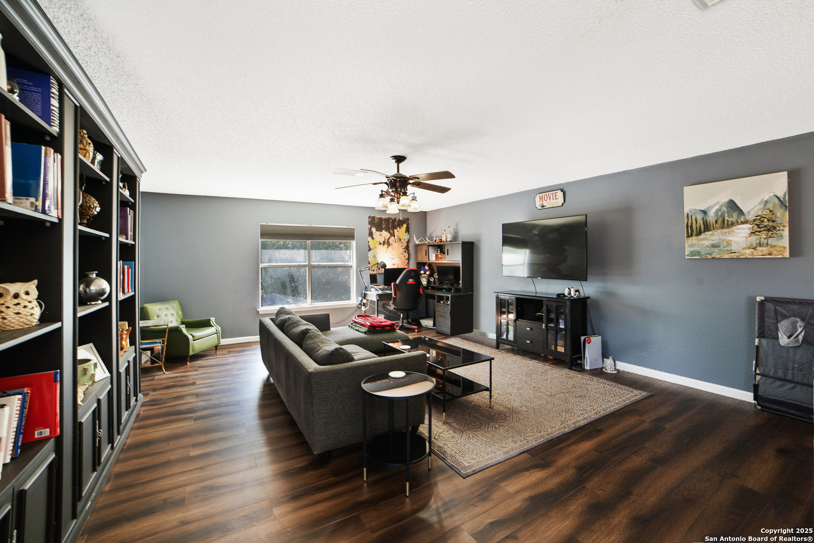 9590 Campton Farms