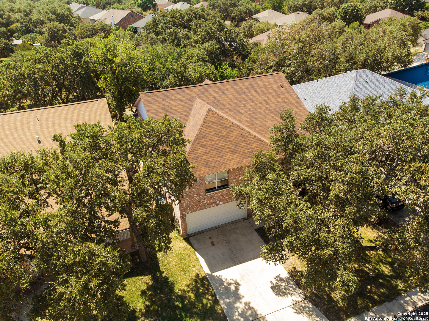 9590 Campton Farms
