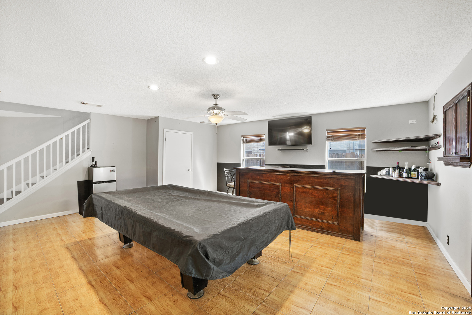9590 Campton Farms
