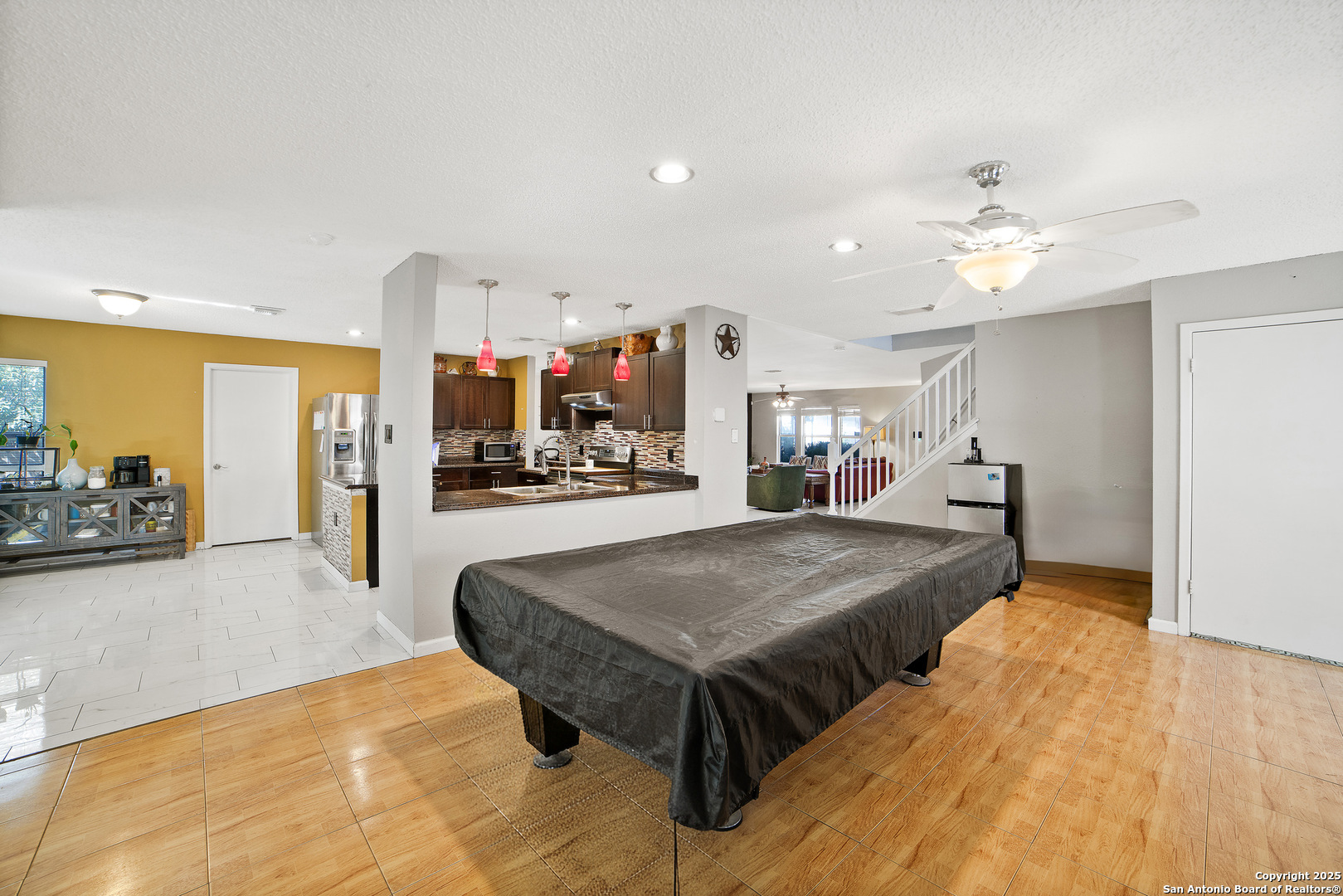 9590 Campton Farms