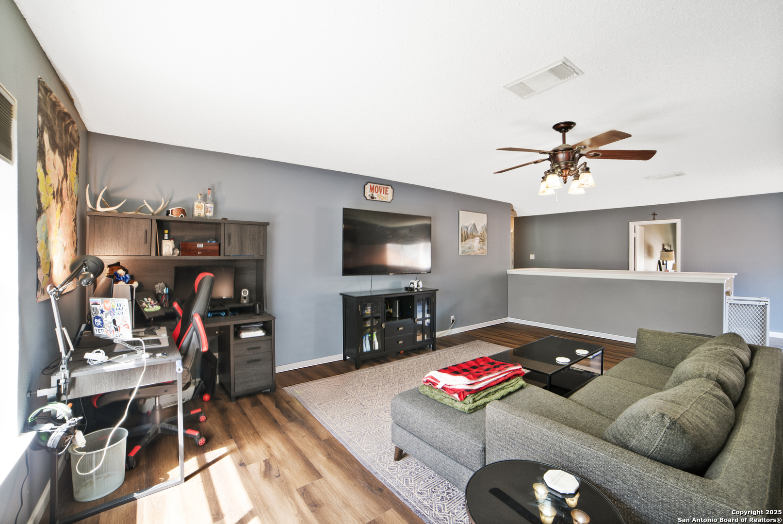 9590 Campton Farms