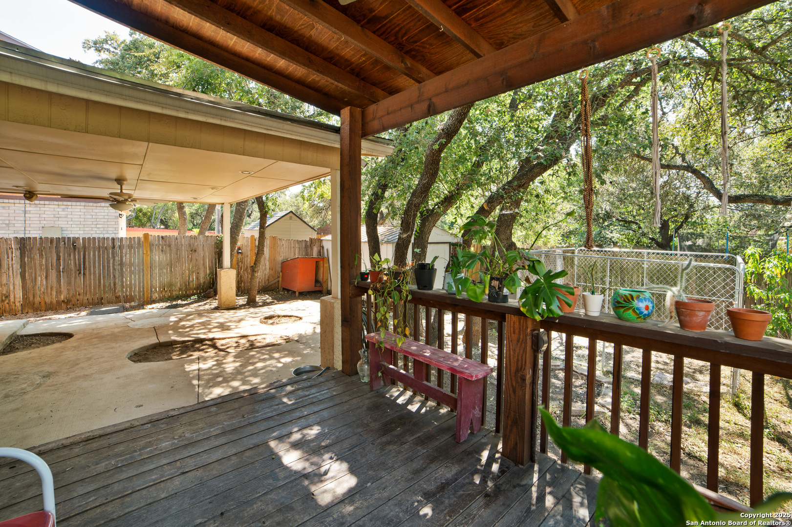 9590 Campton Farms