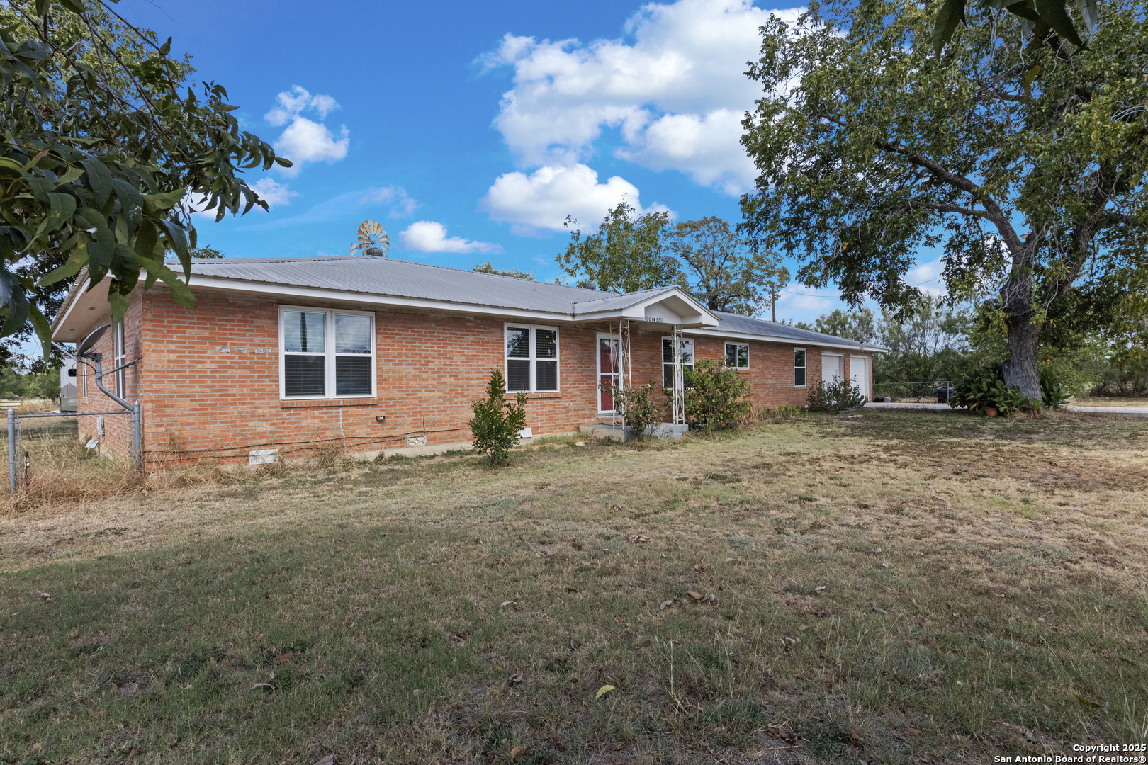 106 County Road 6611