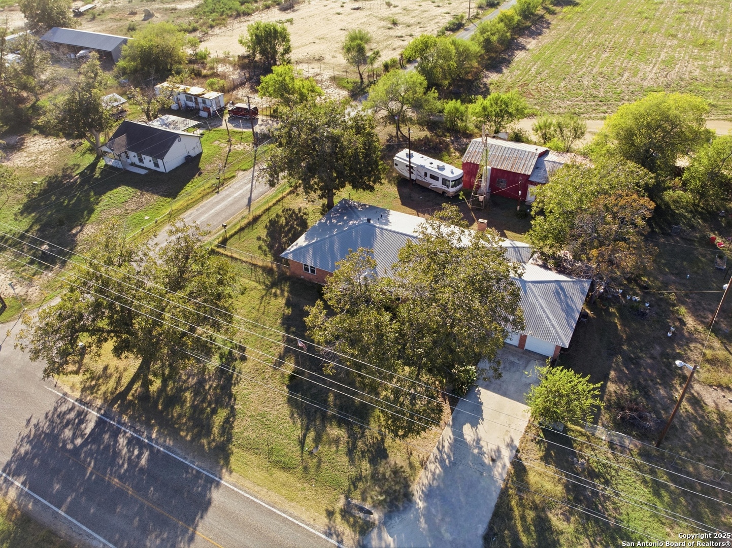 106 County Road 6611