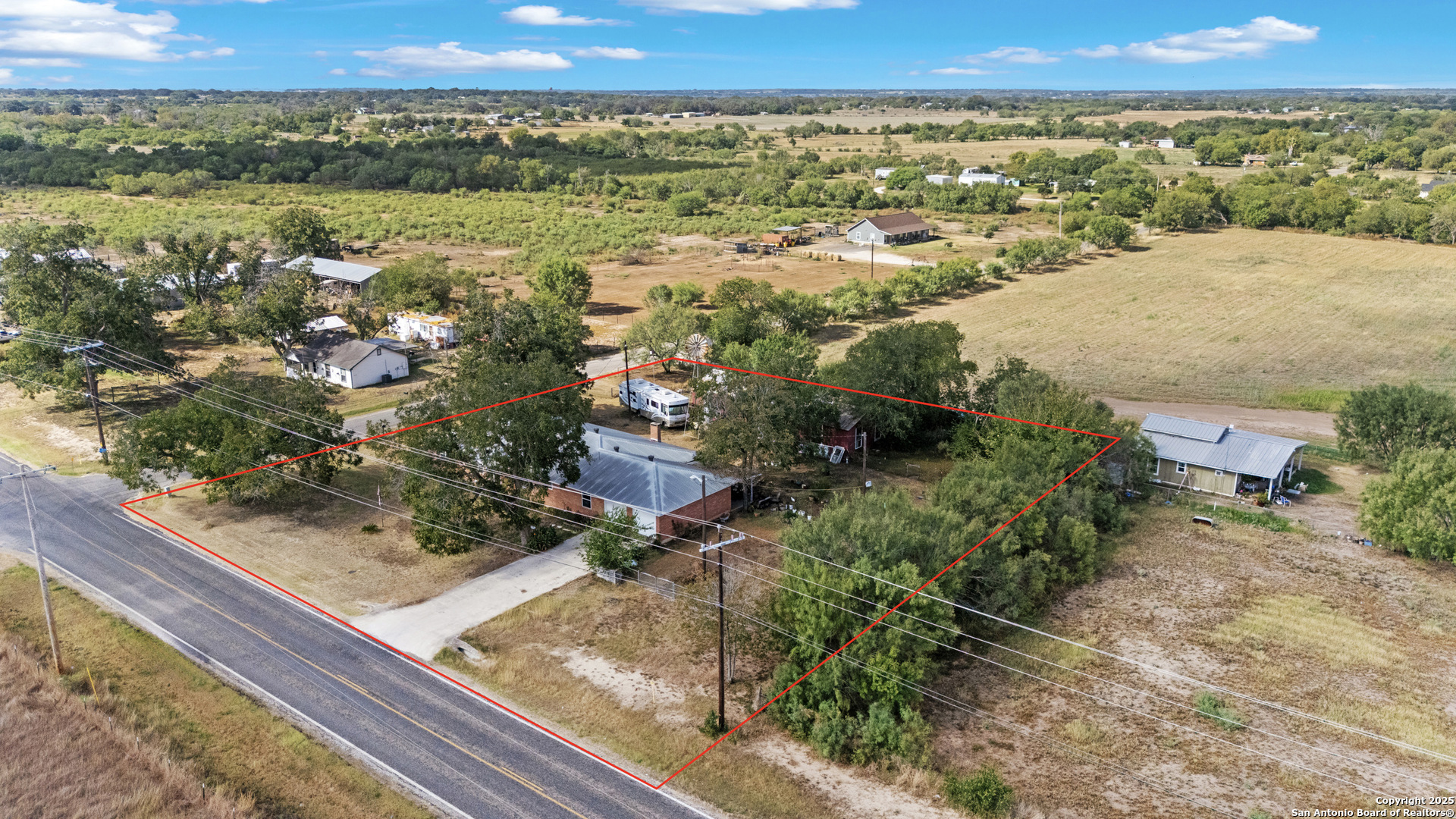 106 County Road 6611