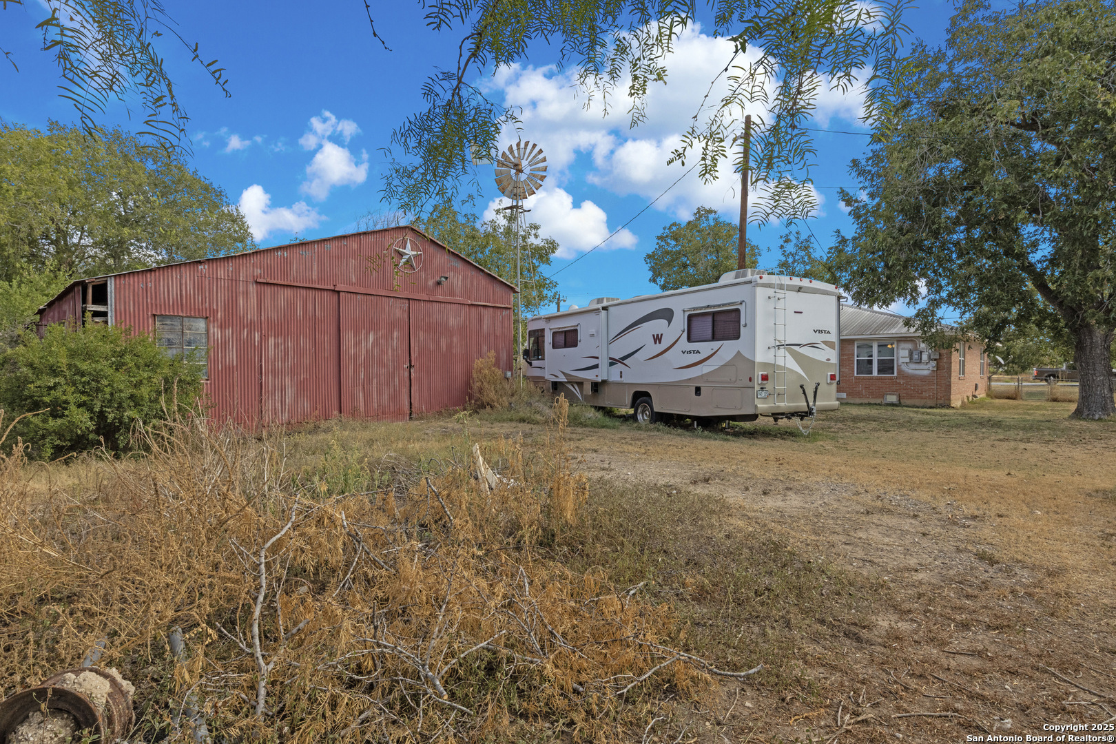 106 County Road 6611