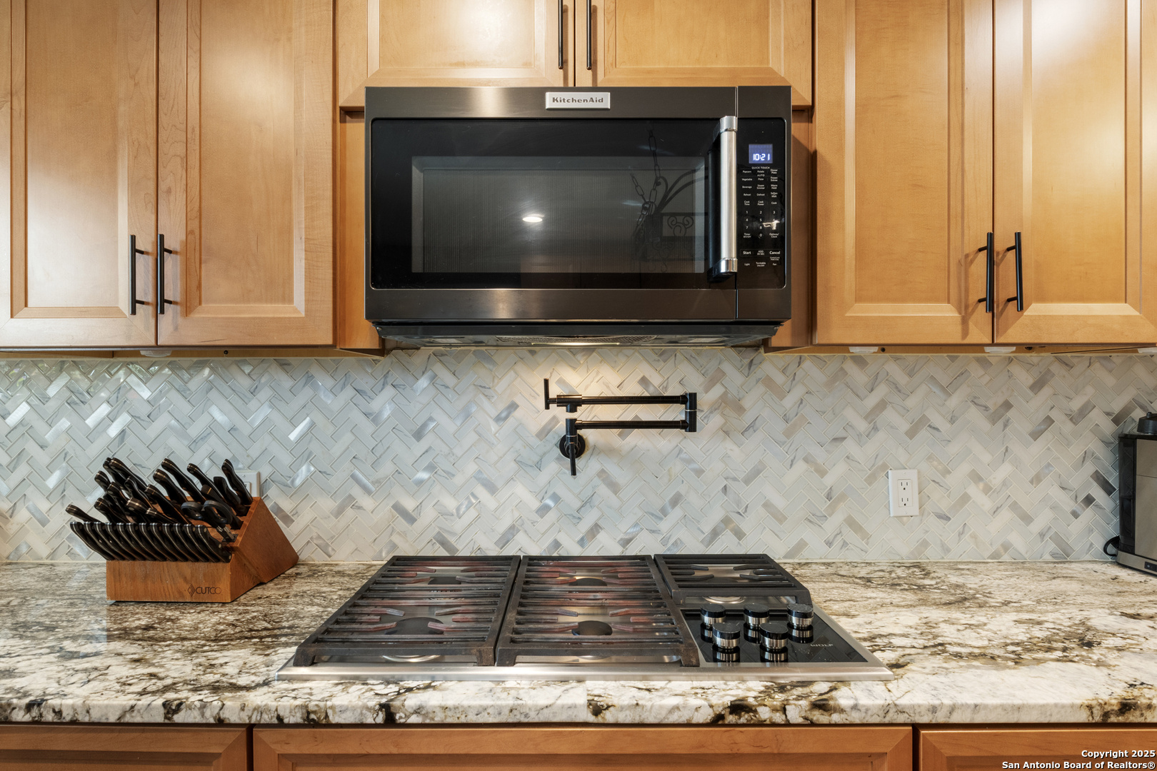 106 County Road 6611