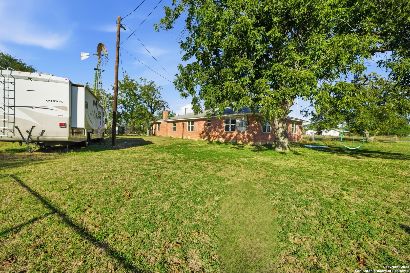 106 County Road 6611