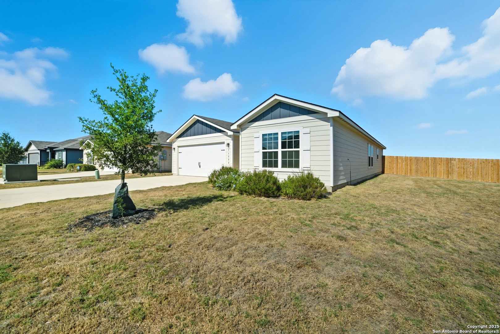 16000 Windview Court