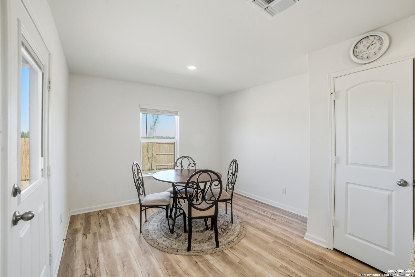 16000 Windview Court