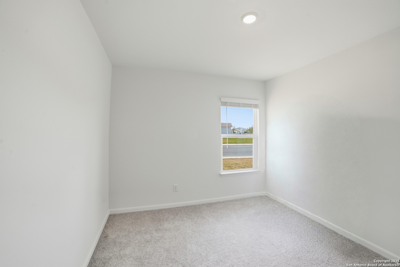 16000 Windview Court