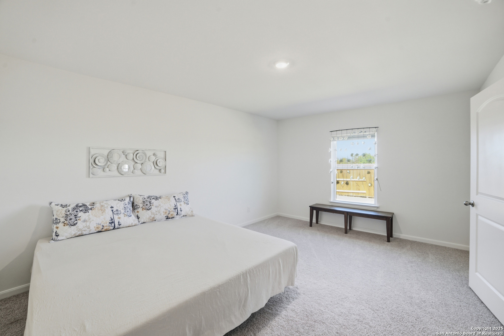 16000 Windview Court