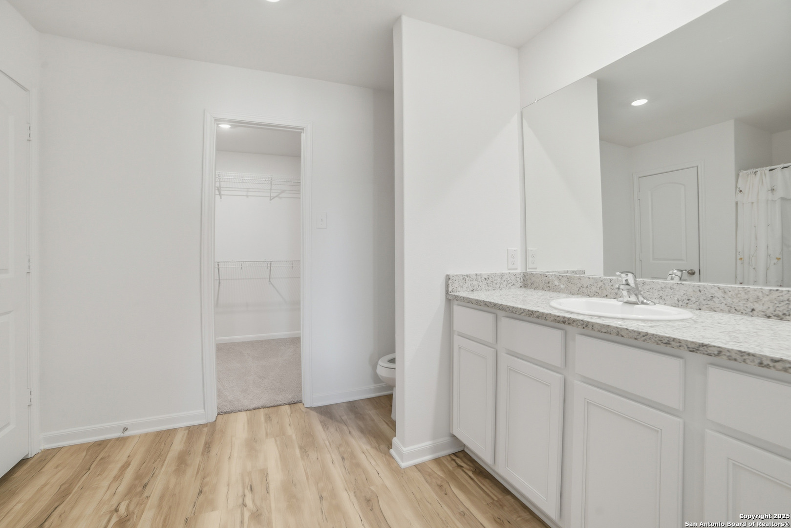 16000 Windview Court