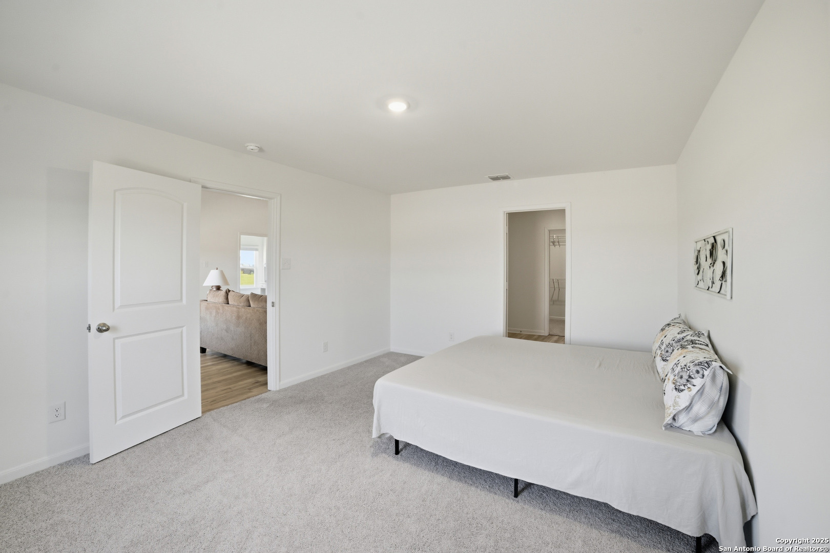 16000 Windview Court