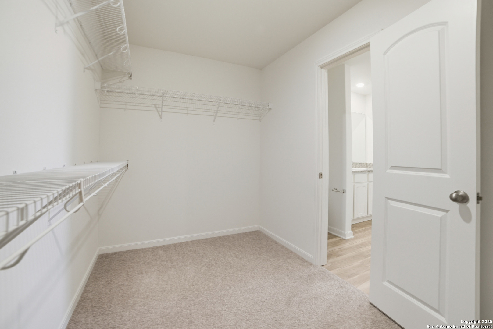 16000 Windview Court