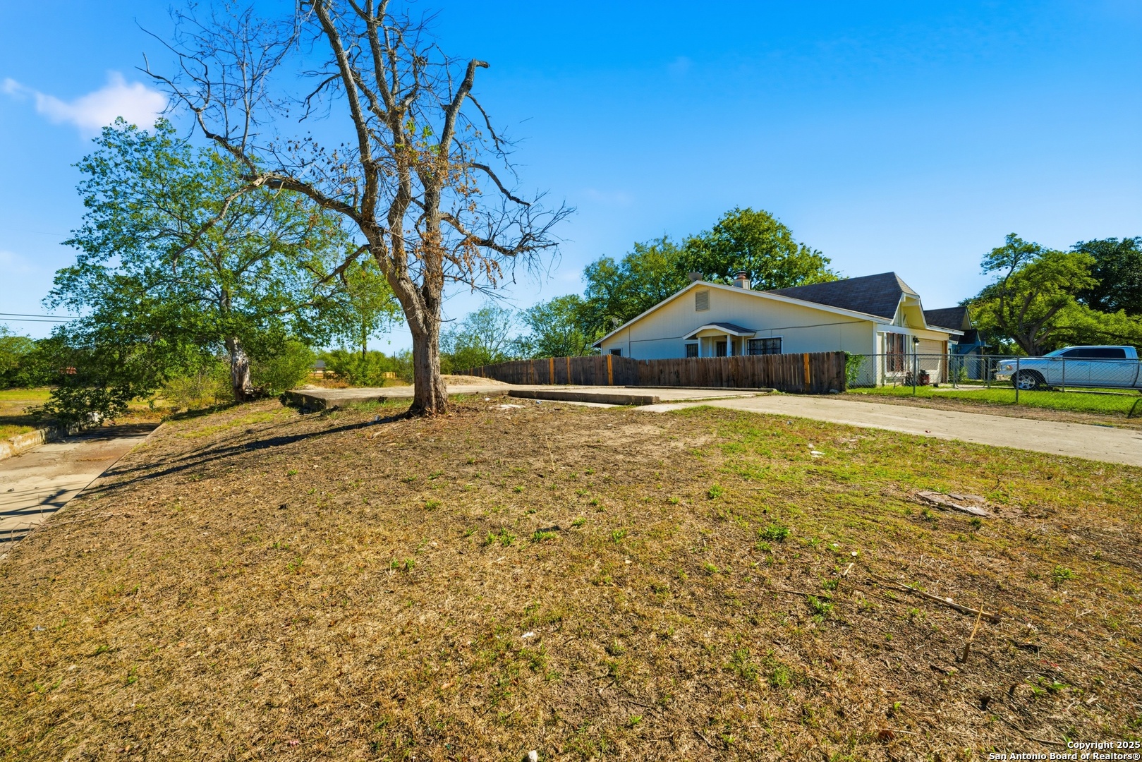 8802 Catalina Bay Dr