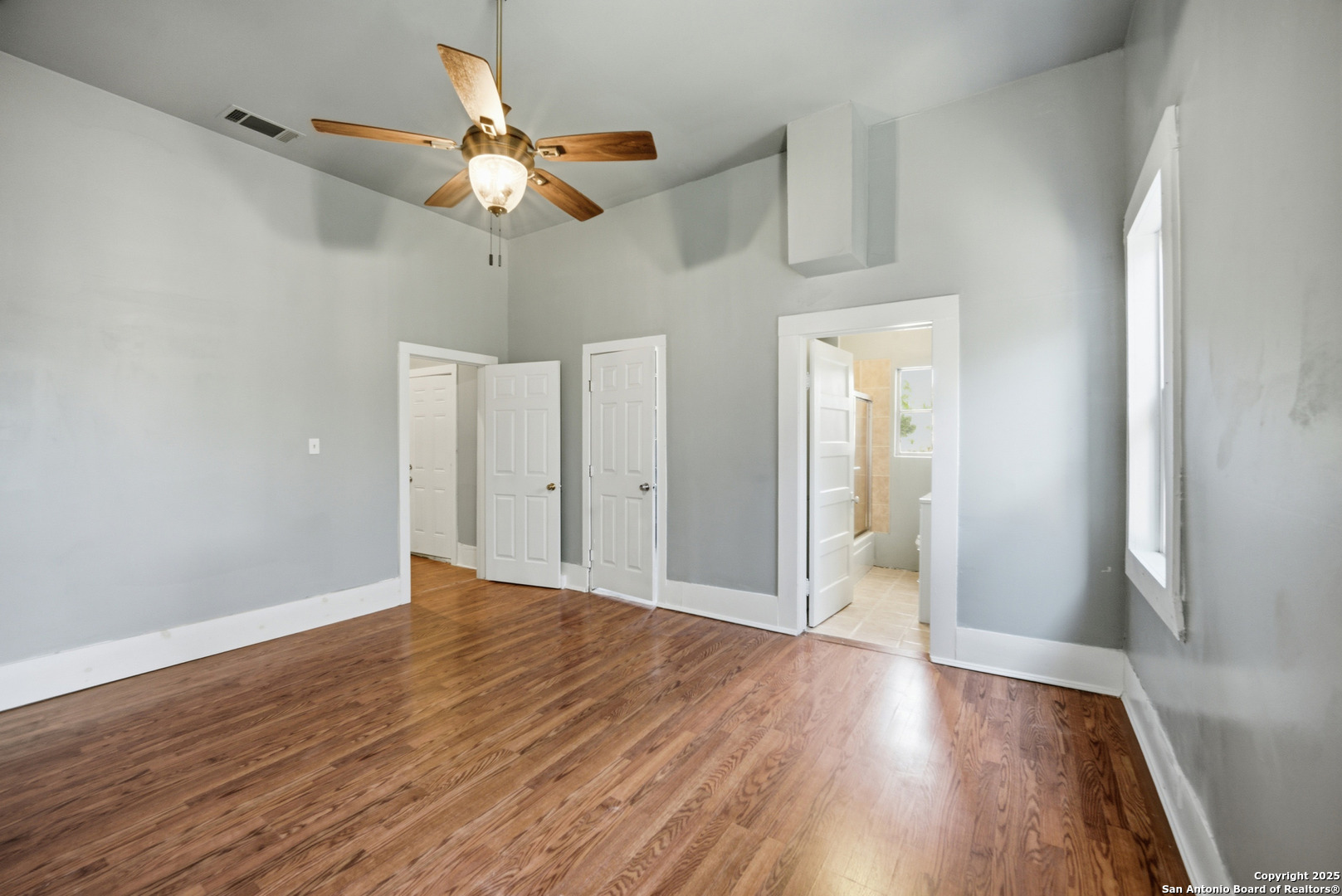 1004 E Colorado