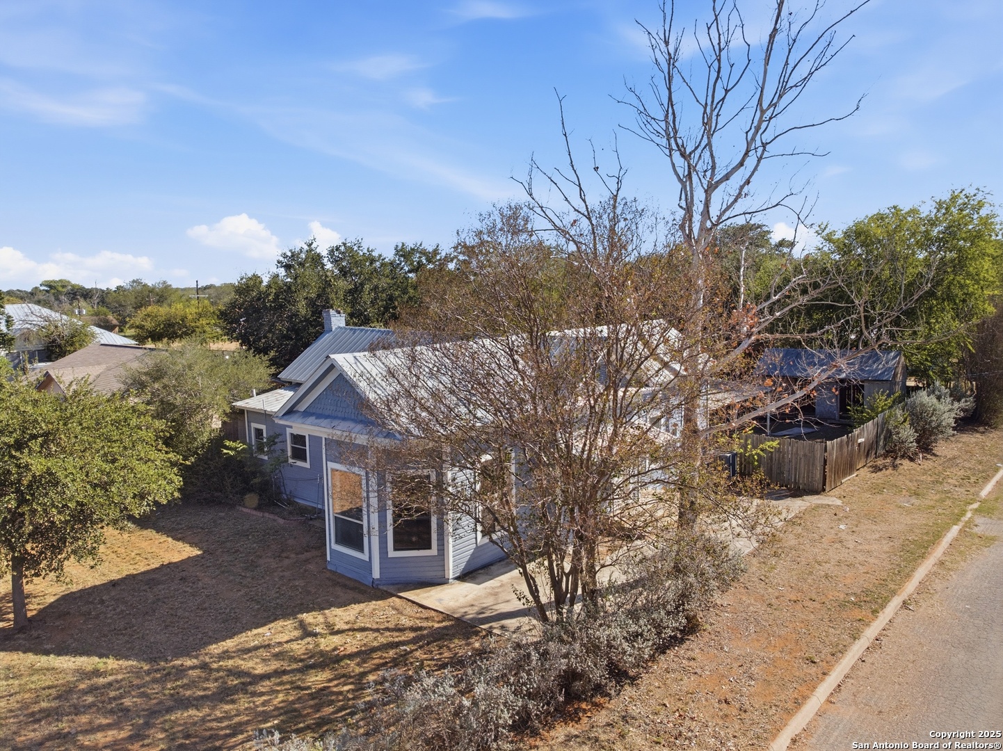 1004 E Colorado