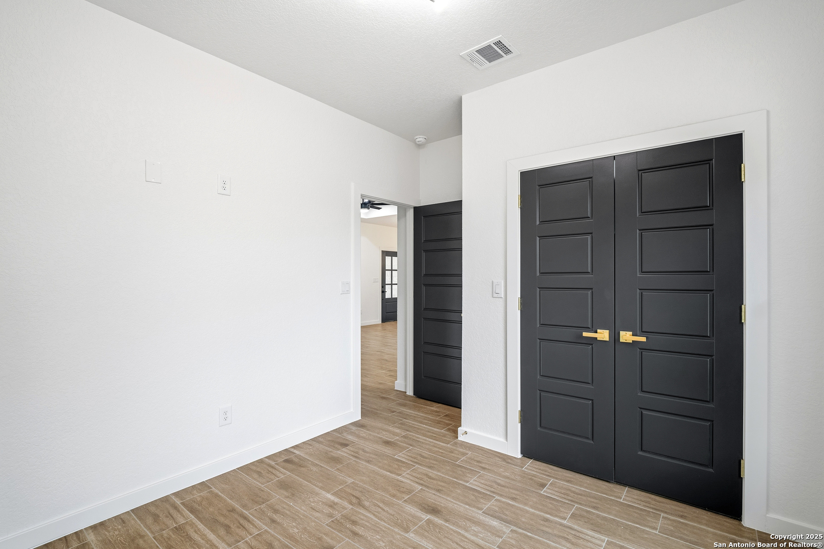15129 Norvell