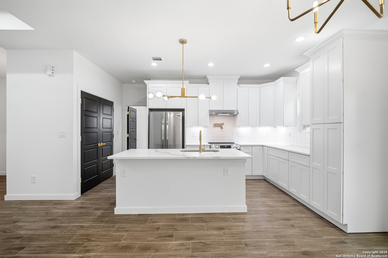 15129 Norvell