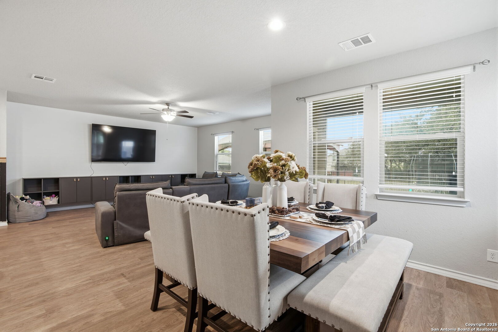 5726 Chestnut Xing